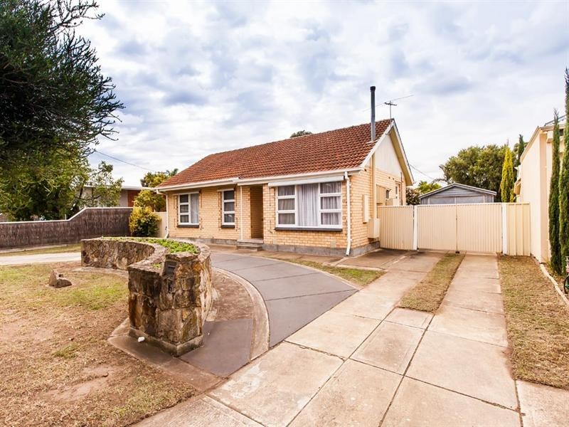 16 Laidlaw Street, Henley Beach SA 5022