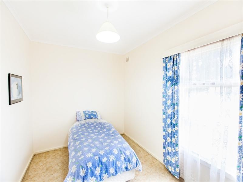16 Laidlaw Street, Henley Beach SA 5022