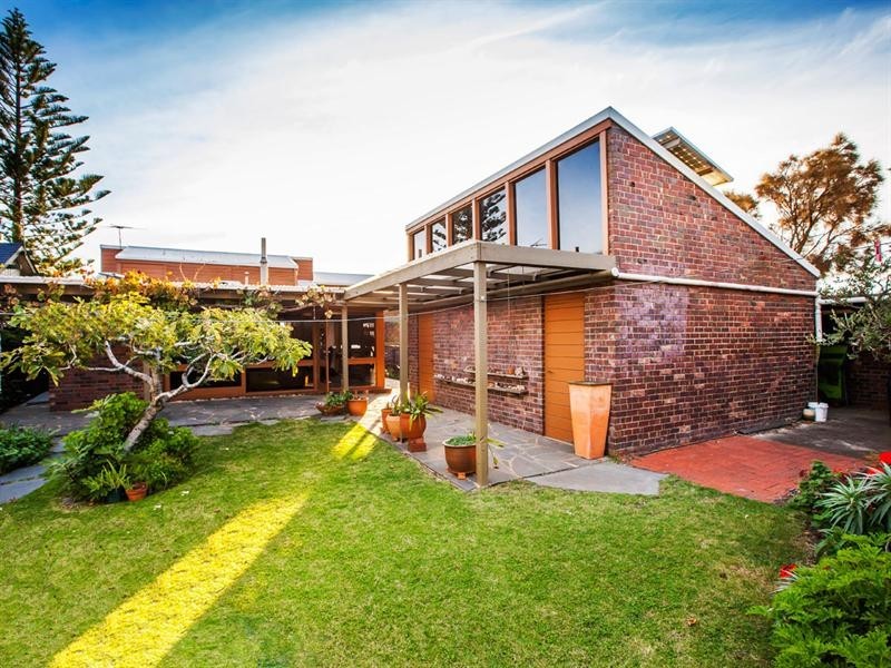 383 The Esplanade, Henley Beach SA 5022