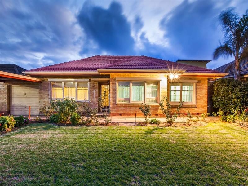 67 Wright Street, Henley Beach SA 5022