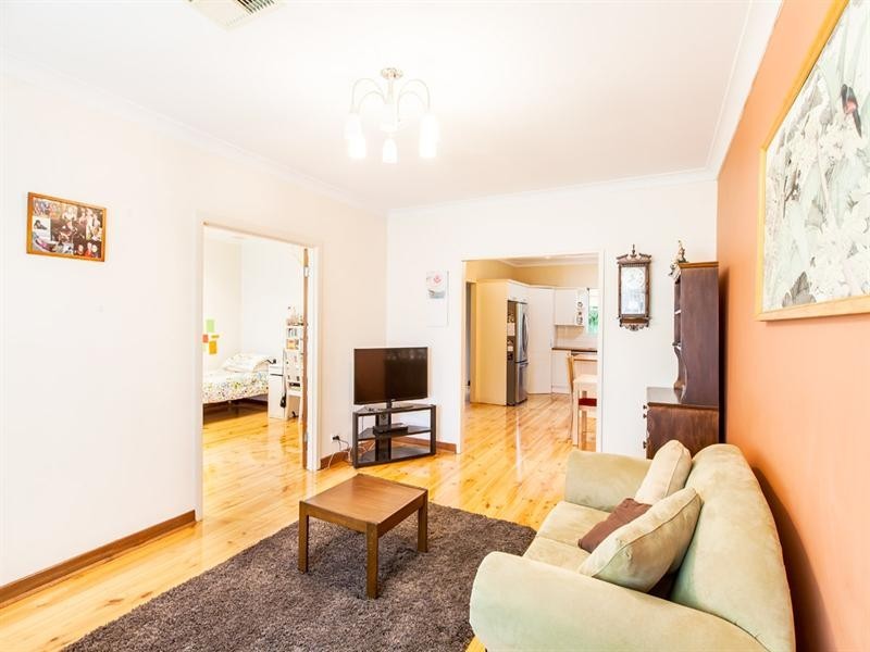 10 Harris Road, Vale Park SA 5081