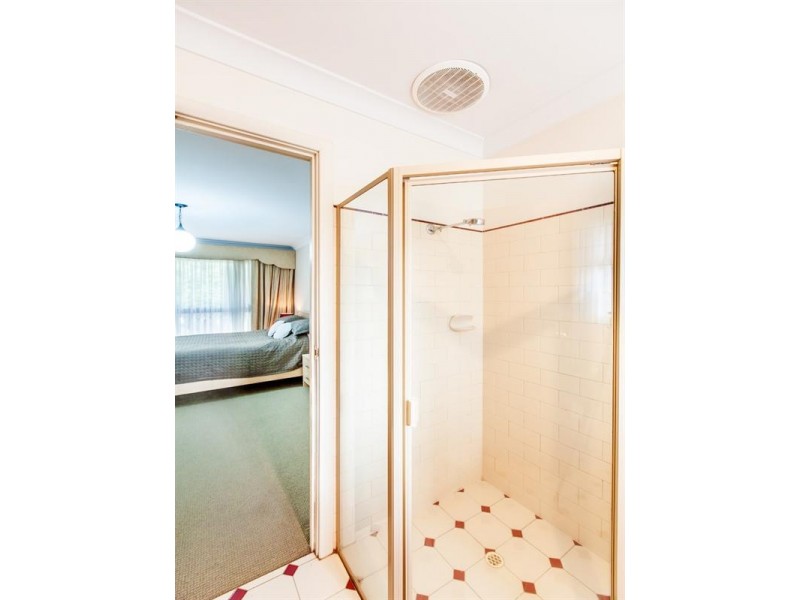 10 Harris Road, Vale Park SA 5081