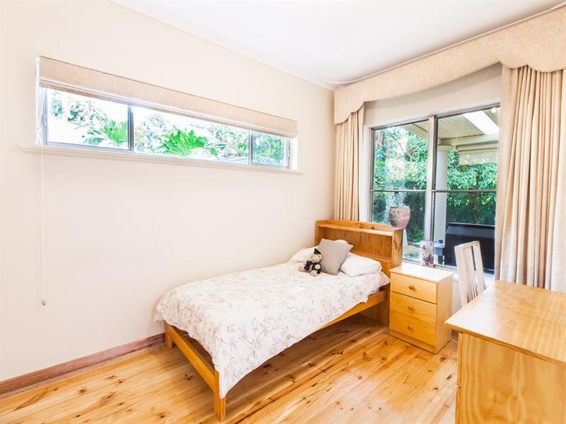 10 Harris Road, Vale Park SA 5081