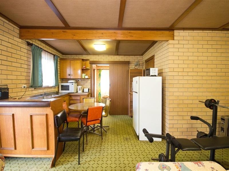 146 East Terrace, Henley Beach SA 5022