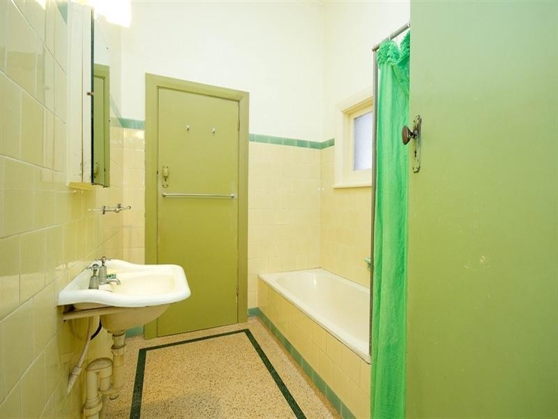 146 East Terrace, Henley Beach SA 5022