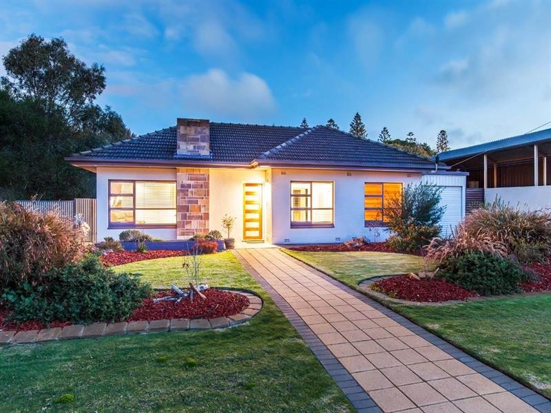 2 Cluse Street, Henley Beach SA 5022