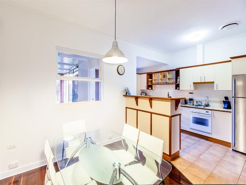 2 Cluse Street, Henley Beach SA 5022