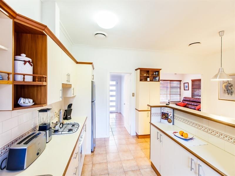 2 Cluse Street, Henley Beach SA 5022