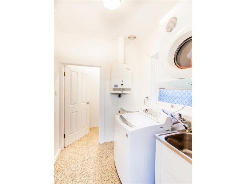 2 Cluse Street, Henley Beach SA 5022