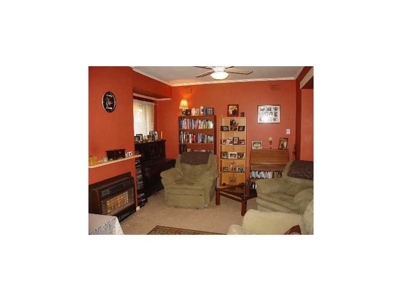 11 HMAS Australia Road, Henley Beach South SA 5022