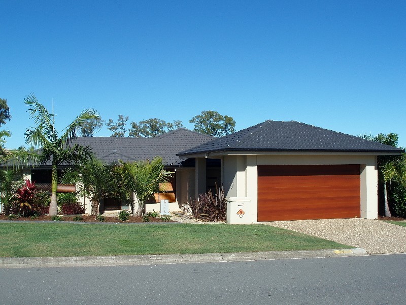 9 Torquay Place, Arundel QLD 4214