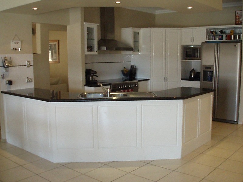 7 Parnham Court, Arundel QLD 4214