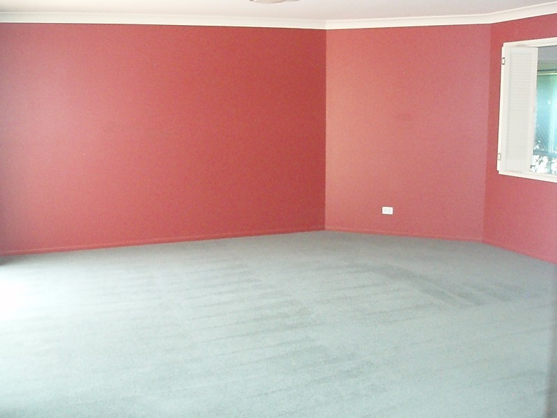 23 Maltravers Drive, Arundel QLD 4214