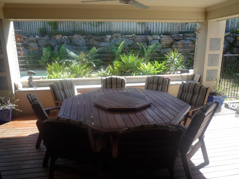 12 Eastbourne Chase, Arundel QLD 4214