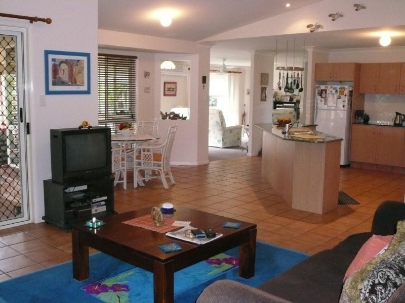 13 Mackellar Rise, Maudsland QLD 4210