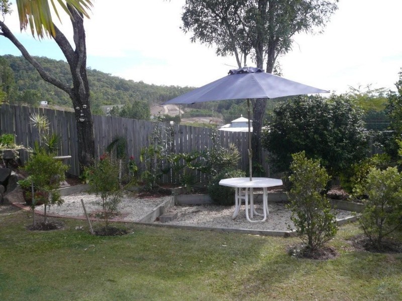 13 Mackellar Rise, Maudsland QLD 4210