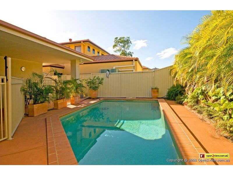 84 Tiger Drive, Arundel QLD 4214