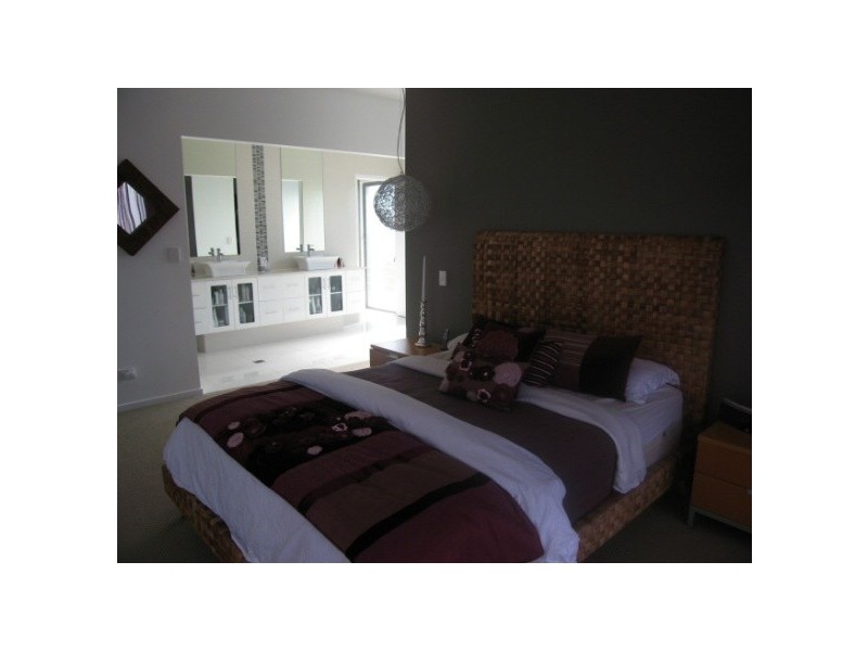 47 Salvado Drive, Pacific Pines QLD 4211