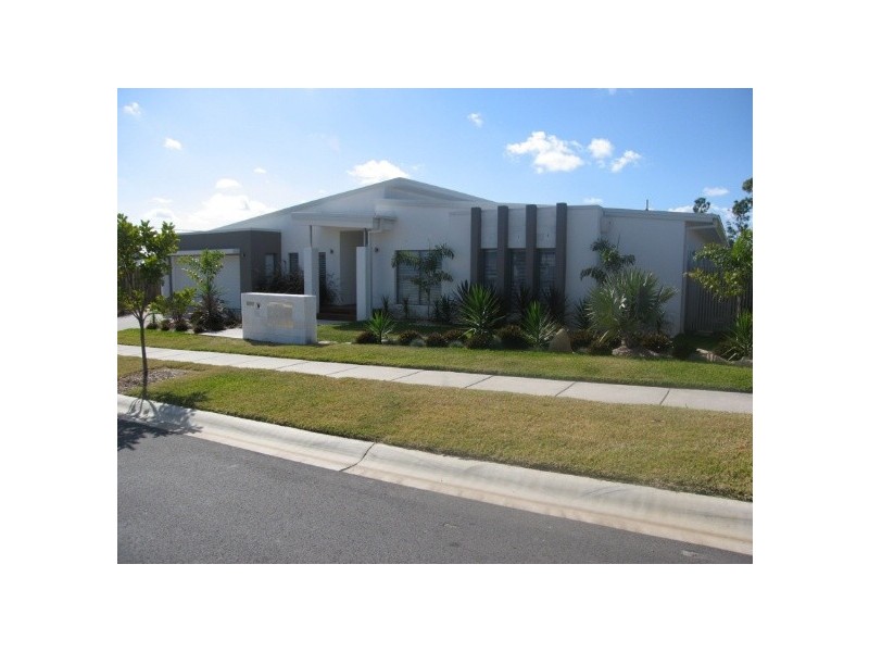 47 Salvado Drive, Pacific Pines QLD 4211