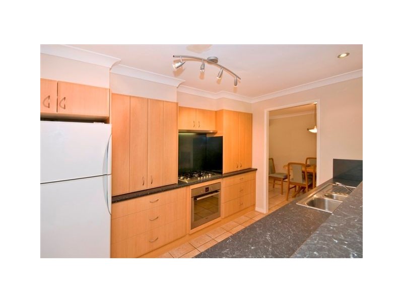 4 Collingwood Court, Arundel QLD 4214