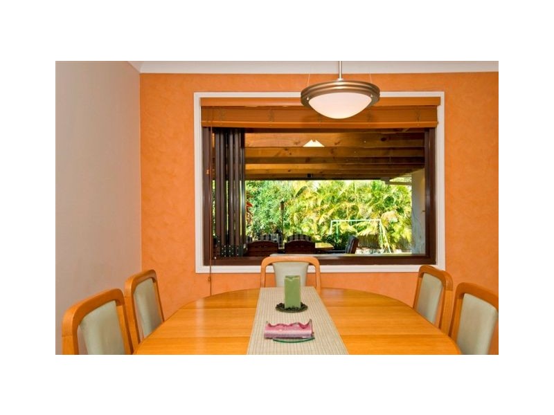 4 Collingwood Court, Arundel QLD 4214