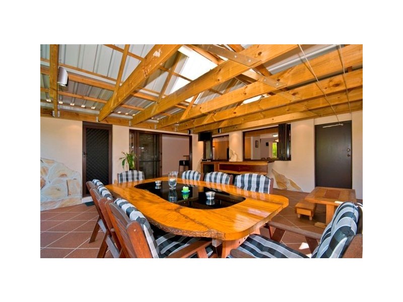 4 Collingwood Court, Arundel QLD 4214