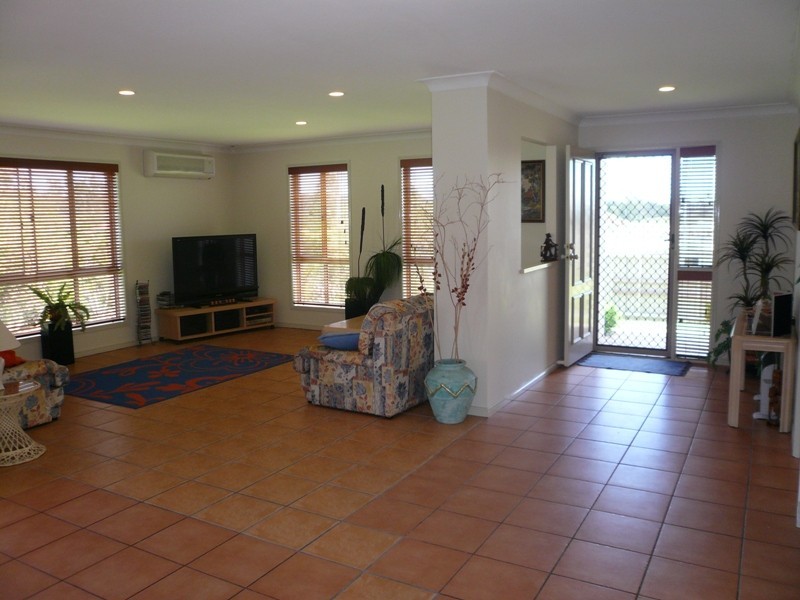 262 Napper Road, Parkwood QLD 4214