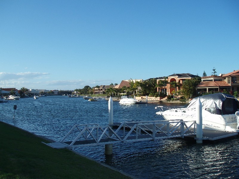 16 Chesterfield Place, Runaway Bay QLD 4216