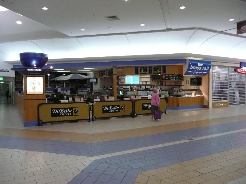 Shop 26 Cnr Ferry Rd & Benowa Road, Southport QLD 4215
