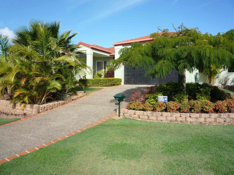44 Ingles Circuit, Arundel QLD 4214