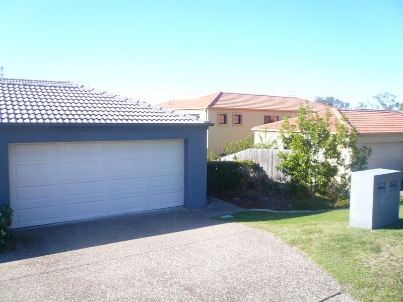 2/747 Ashmore Road, Ashmore QLD 4214