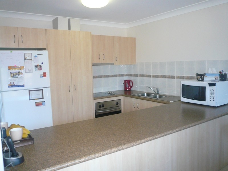 2/747 Ashmore Road, Ashmore QLD 4214