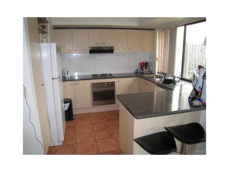 19 Harrow Place, Arundel QLD 4214