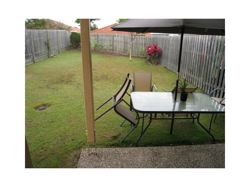 19 Harrow Place, Arundel QLD 4214