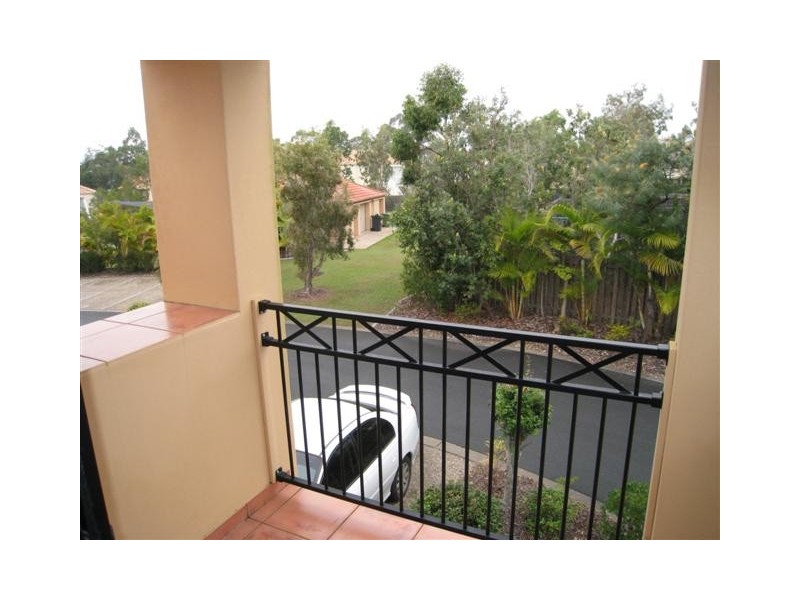 19 Harrow Place, Arundel QLD 4214