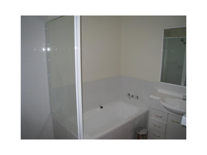 19 Harrow Place, Arundel QLD 4214