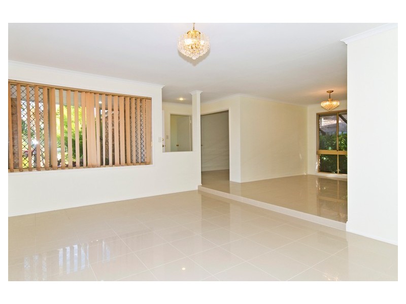 3 Von Nida Street, Parkwood QLD 4214