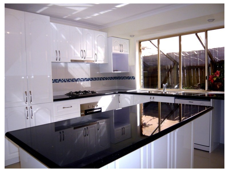 3 Von Nida Street, Parkwood QLD 4214