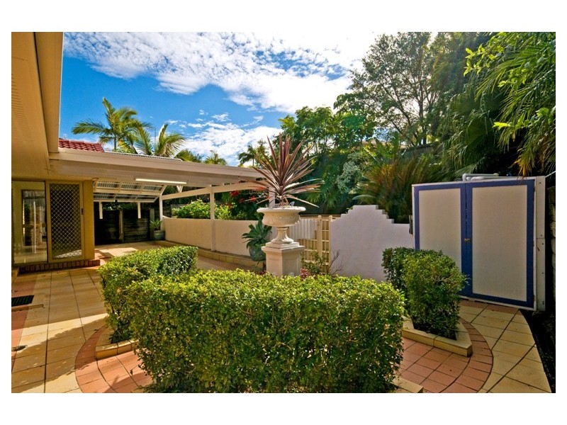 3 Von Nida Street, Parkwood QLD 4214