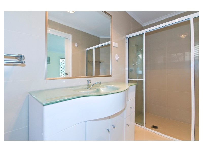 3 Von Nida Street, Parkwood QLD 4214