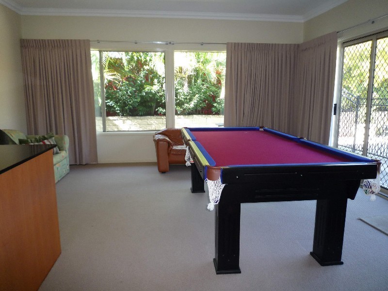 10 Blackfen Court, Arundel QLD 4214