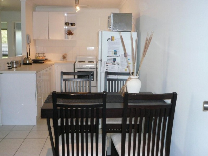 126 Kumbari Avenue, Labrador QLD 4215