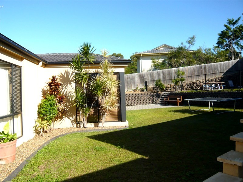 3 Petworth Court, Arundel QLD 4214