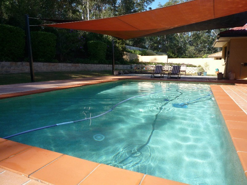 87 Arun Drive, Arundel QLD 4214