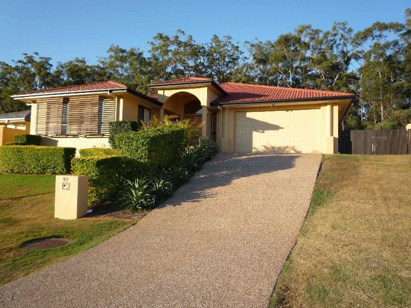 87 Arun Drive, Arundel QLD 4214
