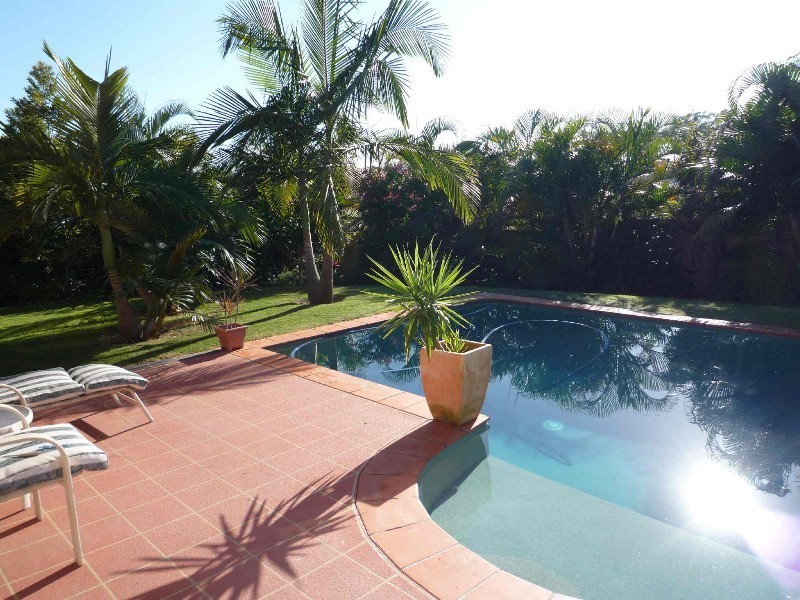 3 Midhurst Court, Arundel QLD 4214