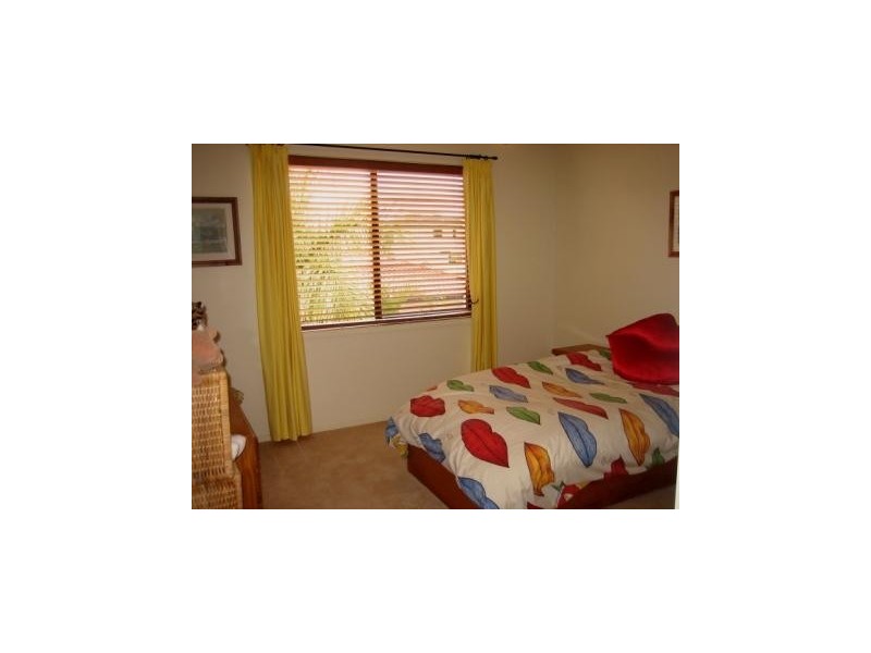 4 Deal Cove, Arundel QLD 4214