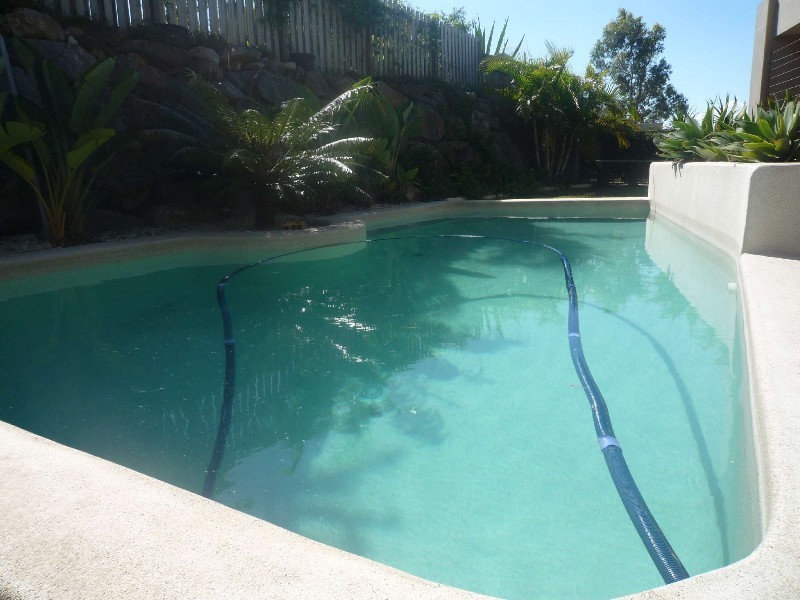 12 Eastbourne Chase, Arundel QLD 4214