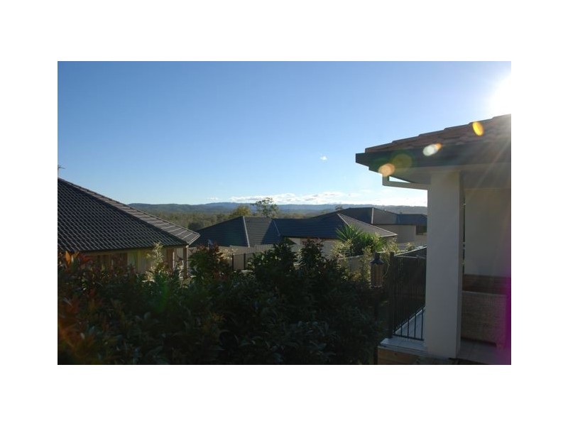 52 Ingles Circuit, Arundel QLD 4214