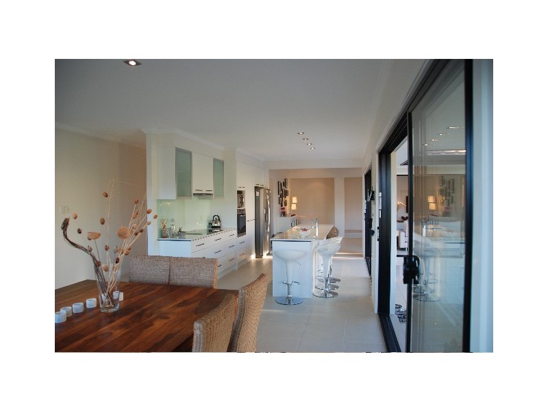 52 Ingles Circuit, Arundel QLD 4214